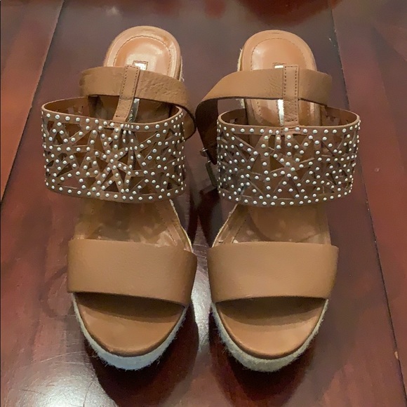 EUC BCBGeneration Wedges Size 8 1/2 - Picture 1 of 5